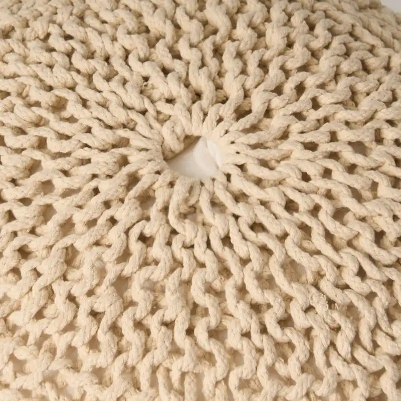 Pouf rond tricoté d'intérieur et d'extérieur