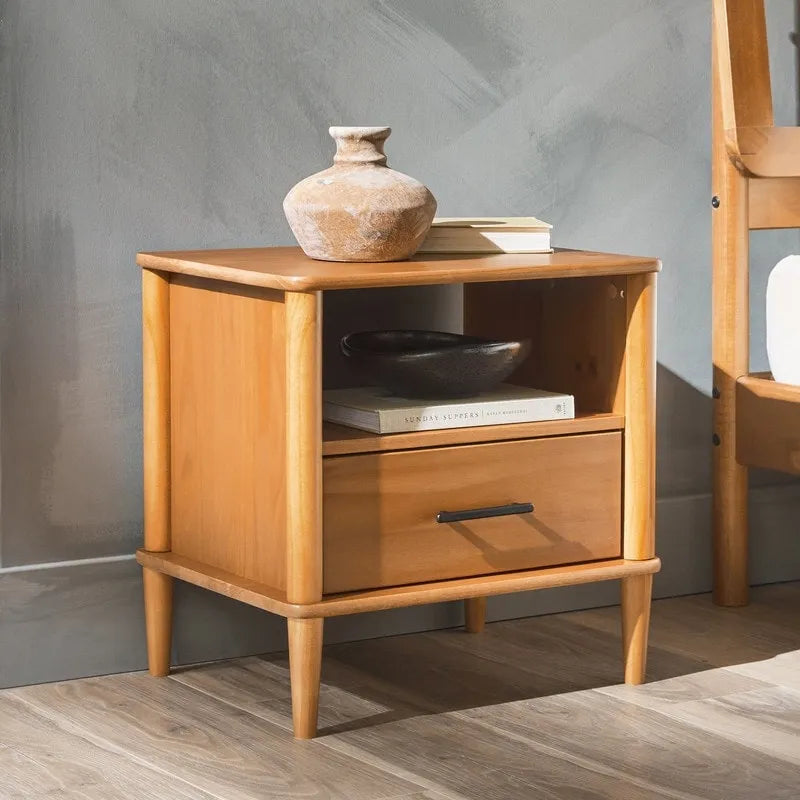 Table de chevet transitionnelle à fuseaux en bois massif