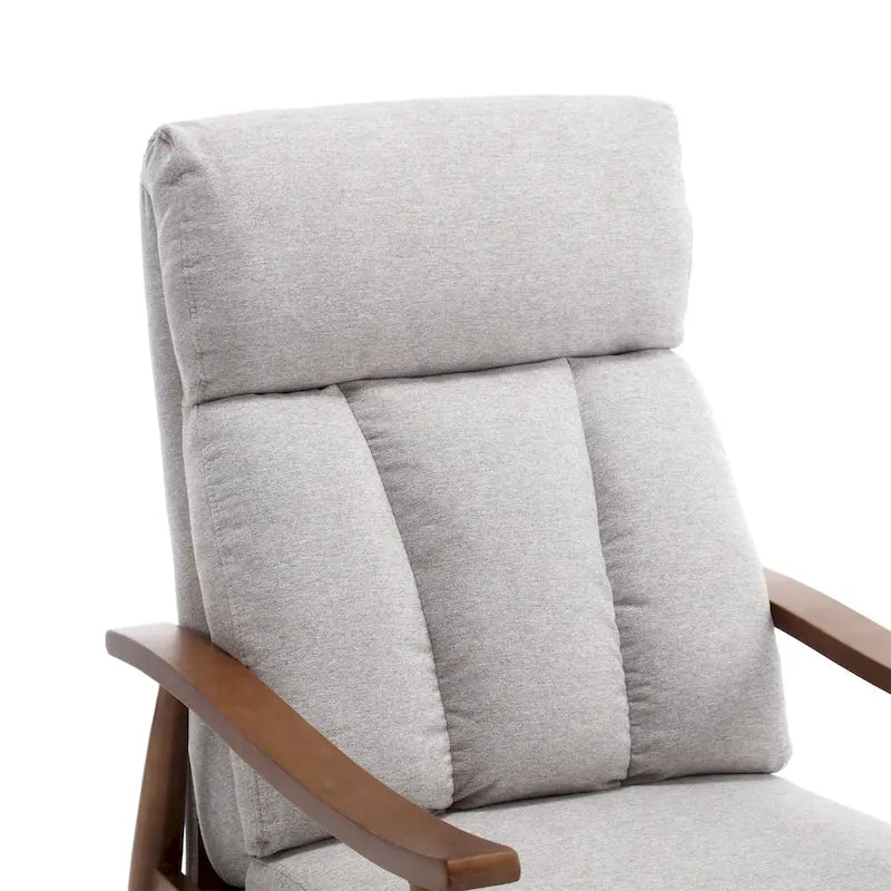 Fauteuil à accoudoirs en bois